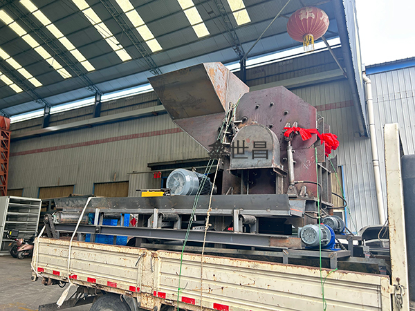 600型破碎機全套設備發往石家莊