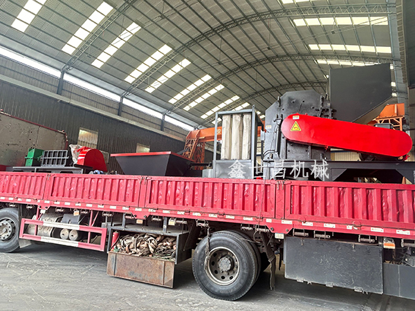 800型撕碎機+1000型破碎機